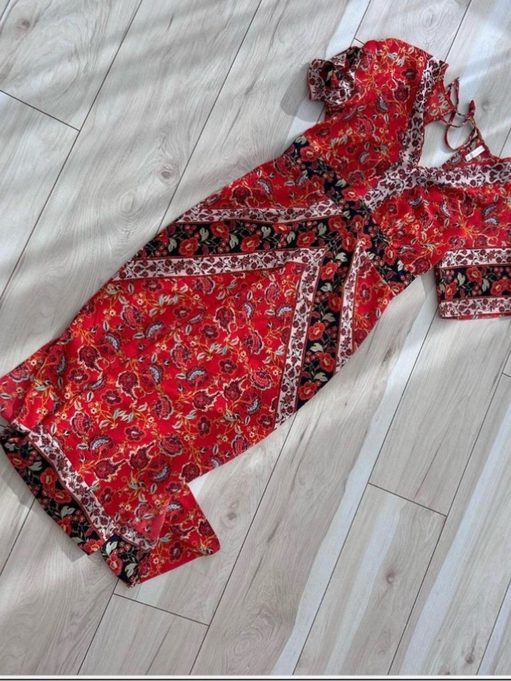 Xhilaration Red Floral V-Neck Maxi Dress with Contrast Border - Picture 4 of 8